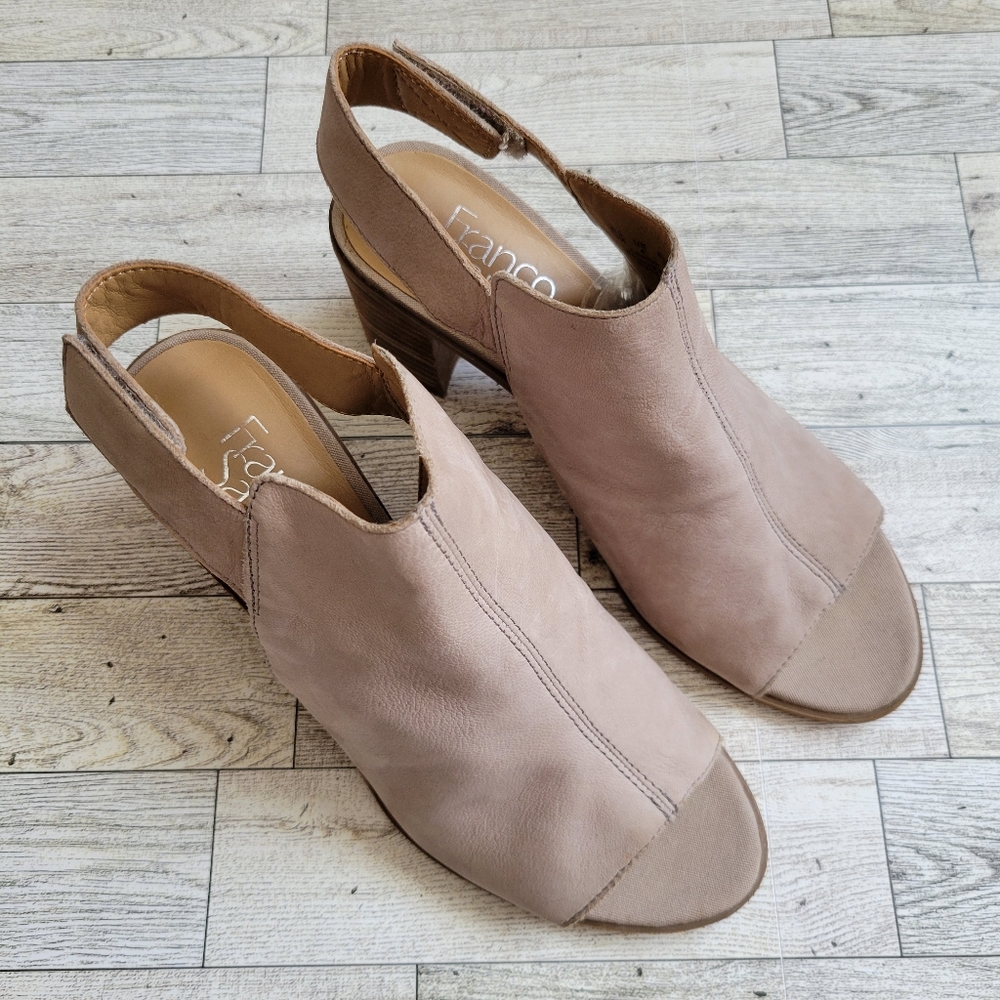 Franco Sarto Helix nubuck leather block heels size 6